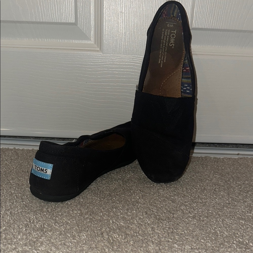 Toms Black Espadrilles Slip-On Shoes